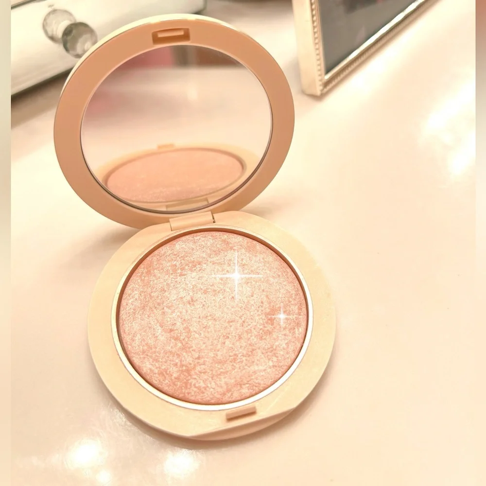 Dior Forever Couture Luminizer 02 Pink Glow